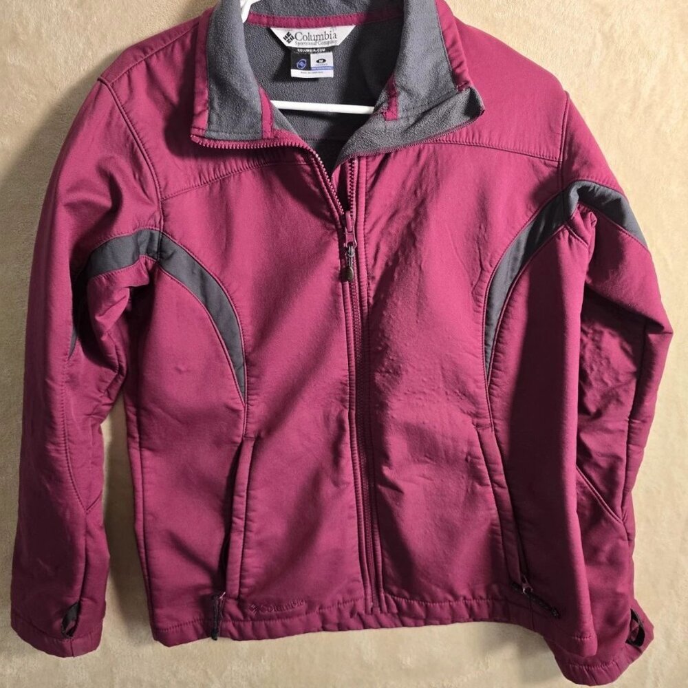 Columbia Women’s Fleece Lined Jacket Medium Burgundy Full Zip Outdoor. 428